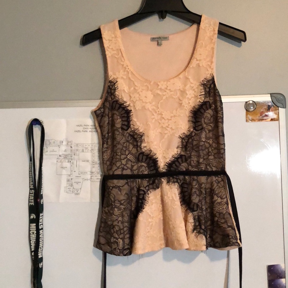 Cute blouse